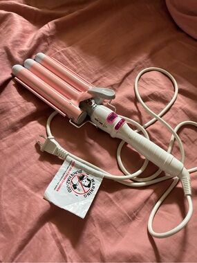 Insert Name Here Pink Triple Barrel Waver Hair Curler